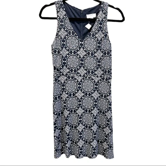 Summer Dress by LOFT. NWOT. Size 0P - Picture 3 of 3